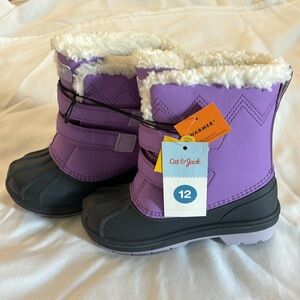 NWT Cat & Jack kids Denver waterproof boots